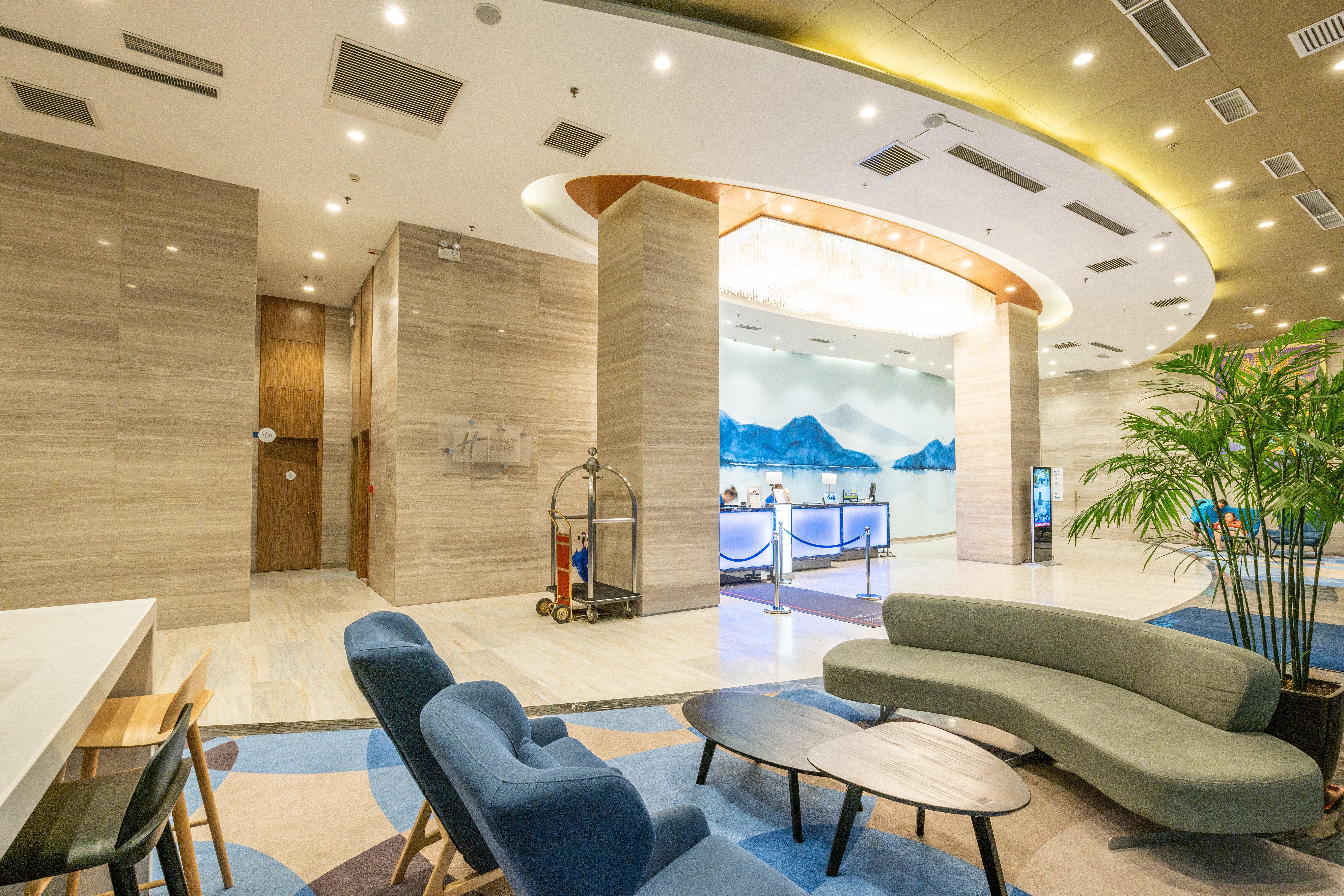 Holiday Inn Express Anshan Downtown By Ihg Exterior foto
