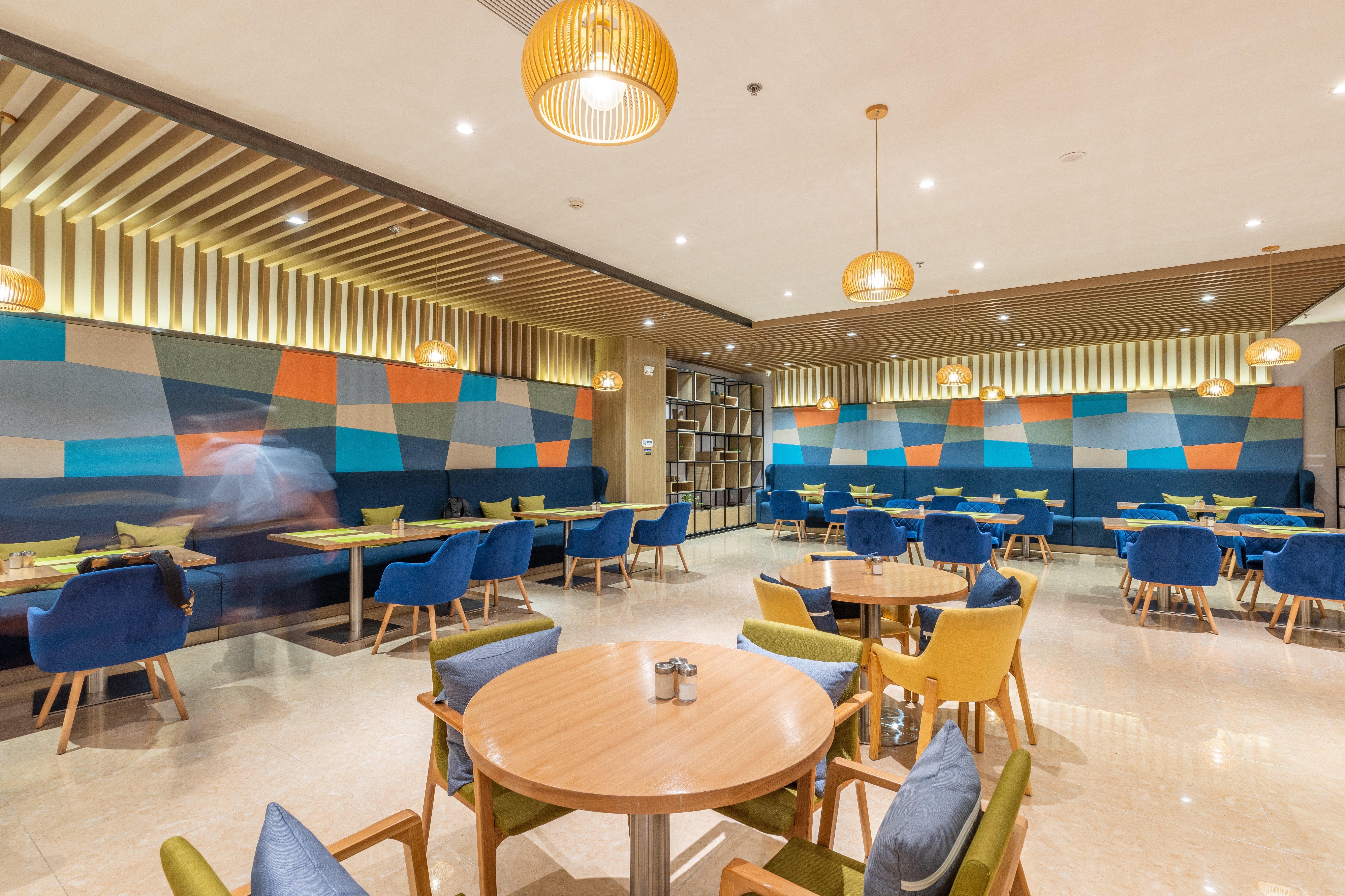 Holiday Inn Express Anshan Downtown By Ihg Exterior foto